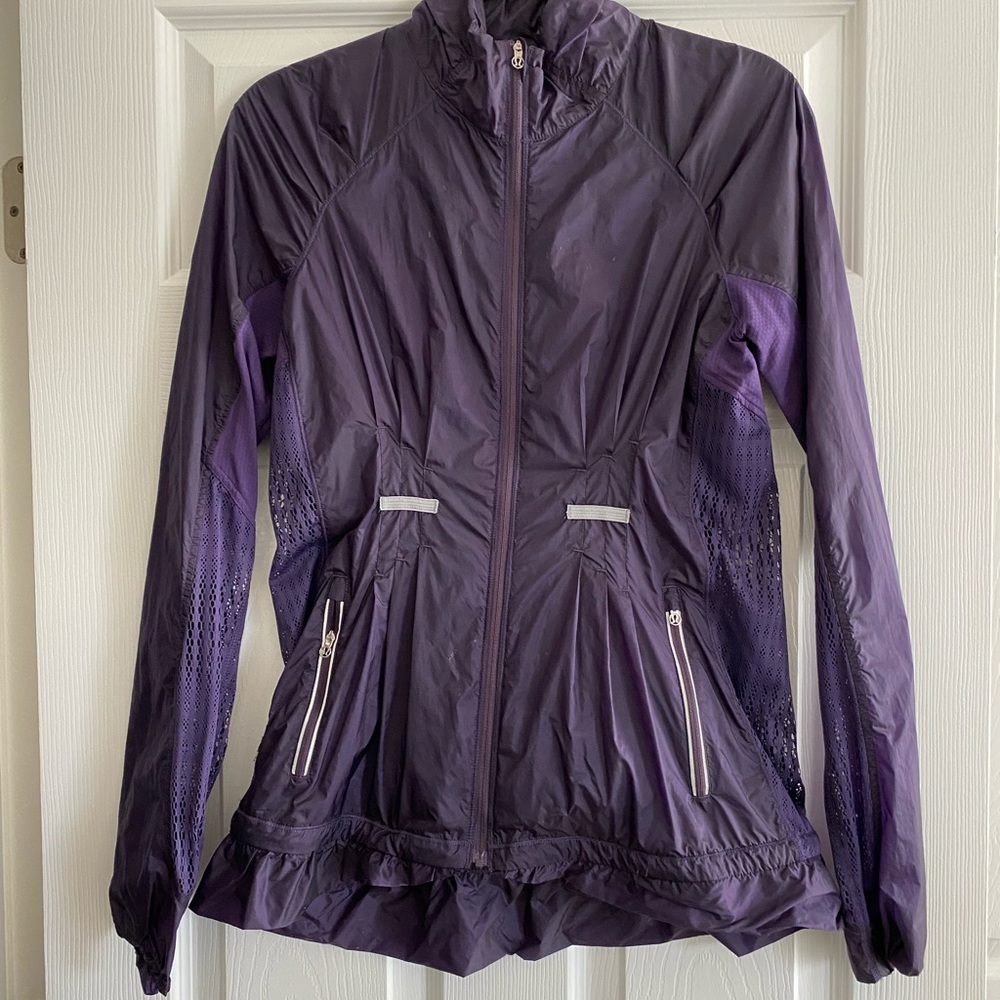 Lululemon lightweight jacket